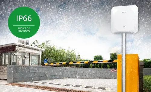 Antena lectora UHF Intelbras LE 170 instalada en una barrera vehicular